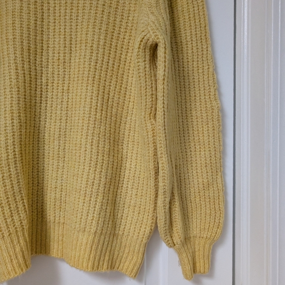 ASOS Pieces Knit Yellow Sweater - Picture 11 of 12